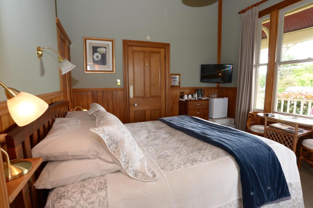 Villa Heights Bed And Breakfast New Plymouth Exterior photo